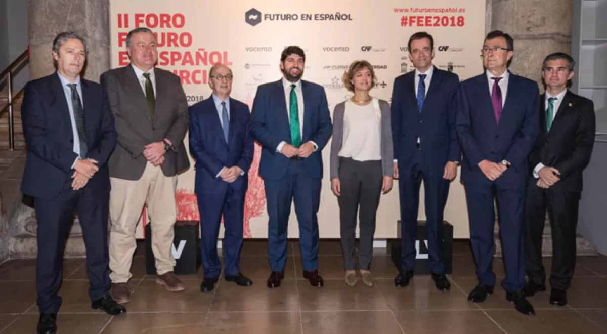 Fernando López Miras: \"Necesitamos un acuerdo que dé certidumbre al sector agroalimentario\"