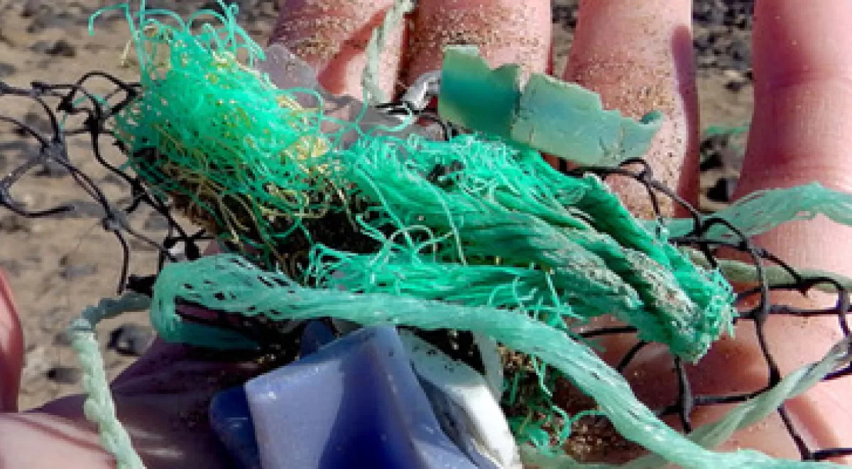 Cada año, entre cinco y trece millones de toneladas de residuos de plástico terminan en los océanos de todo el mundo