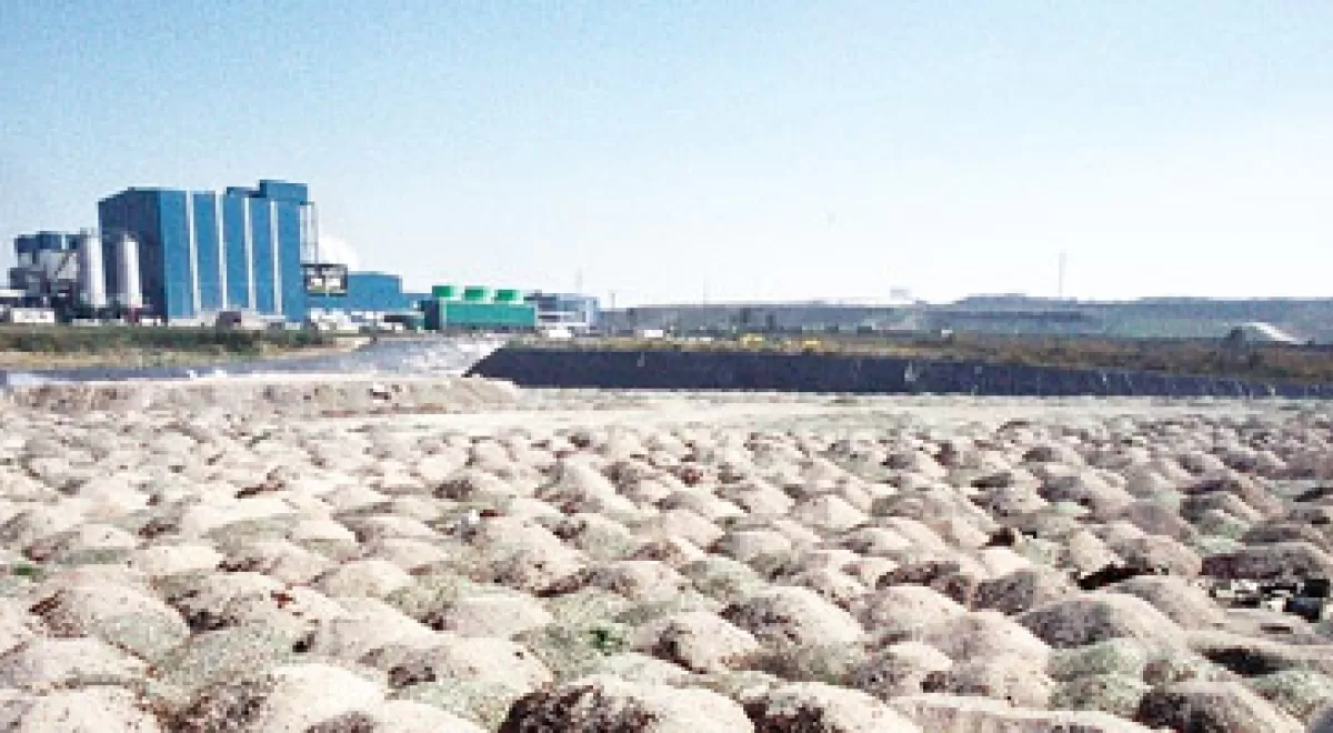 Sogama licita por más de cinco millones de euros el alquiler y mantenimiento de dos depuradoras para el vertedero controlado de Areosa