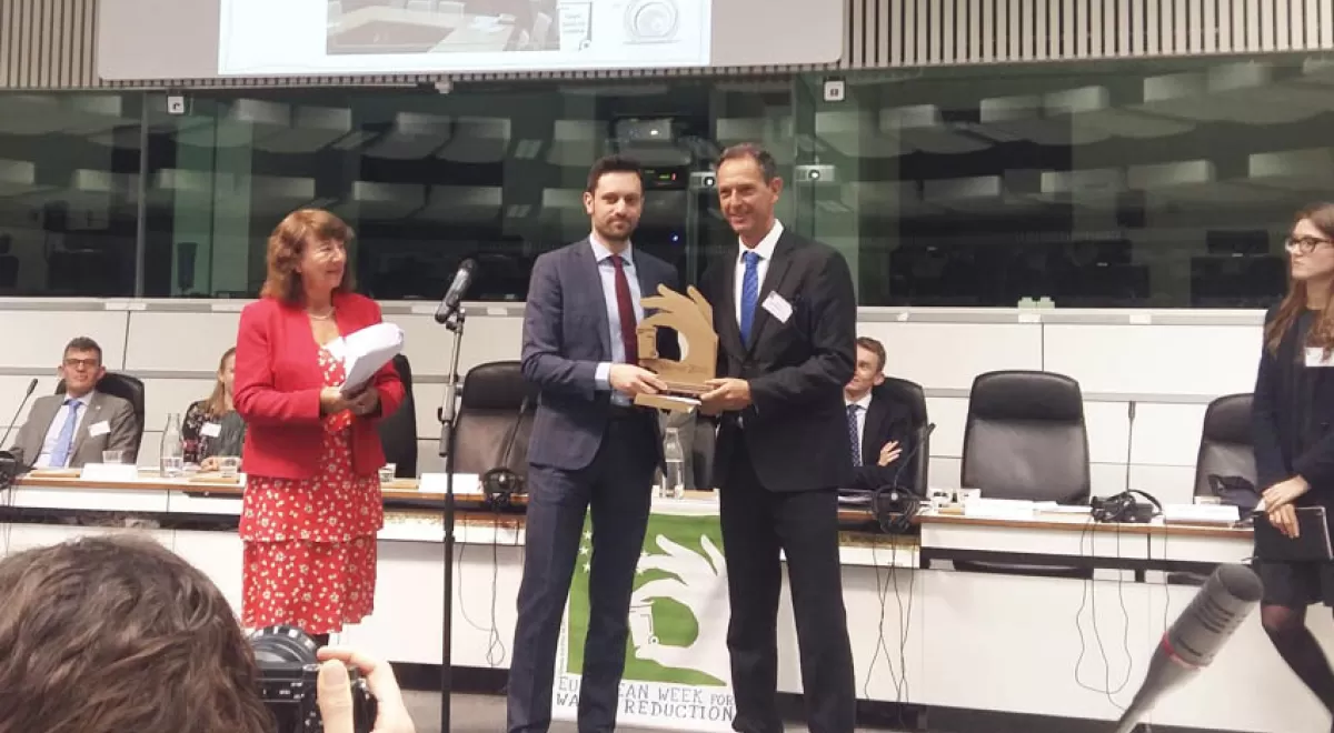 La Semana Europea de Prevención de Residuos premia un proyecto vasco sobre contaminantes emergentes
