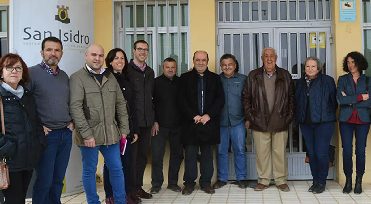 San Isidro de Loja, la UGR y el CSIC estudian valorizar los residuos del olivar como fertilizante orgánico