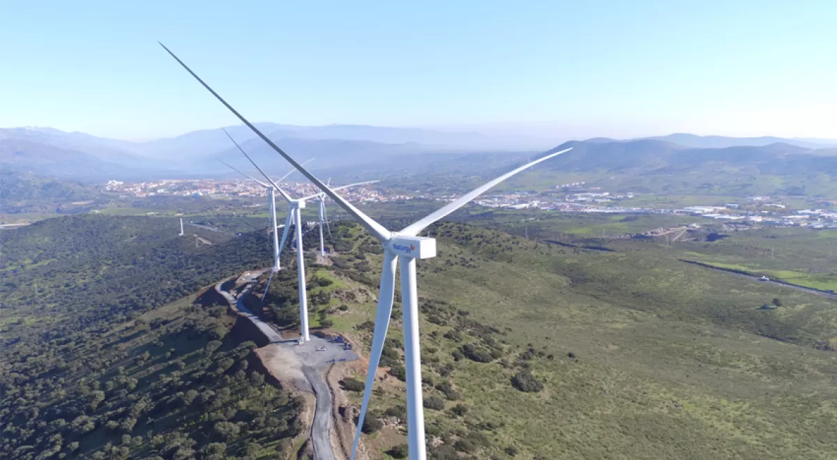 Naturgy y Ruralia crean la primera empresa española para el reciclaje integral de parques eólicos
