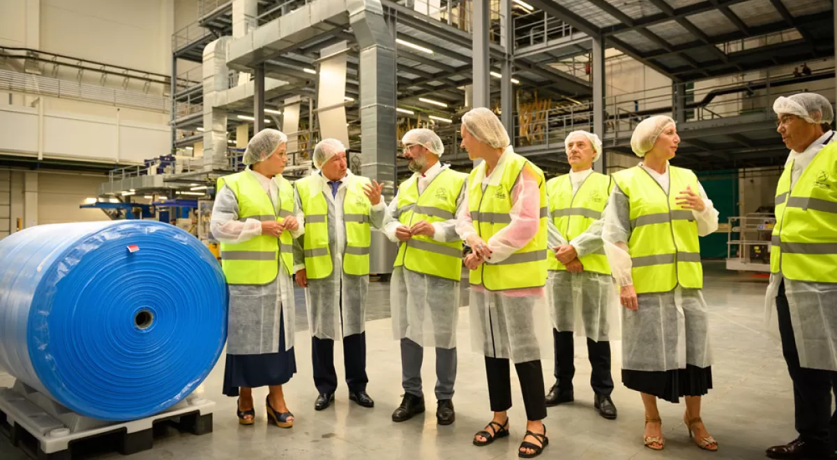 SPHERE España inaugura el complejo de economía circular de bolsas biodegradables más avanzado de Europa