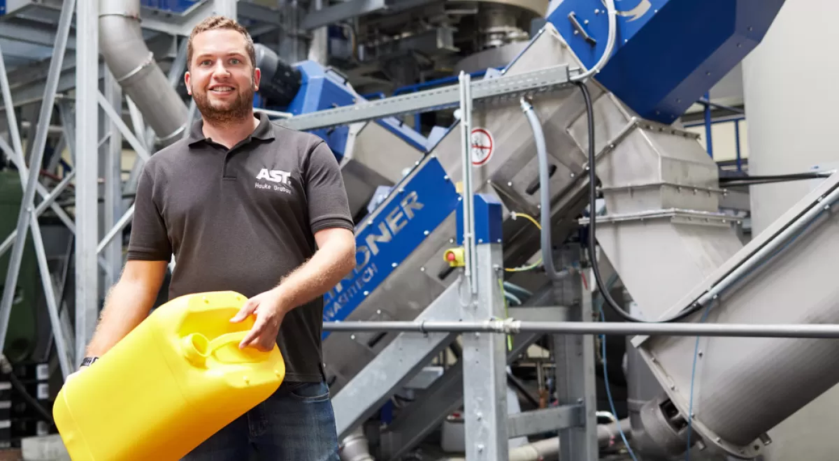 AST Group utiliza tecnología Lindner para cerrar el ciclo del plástico