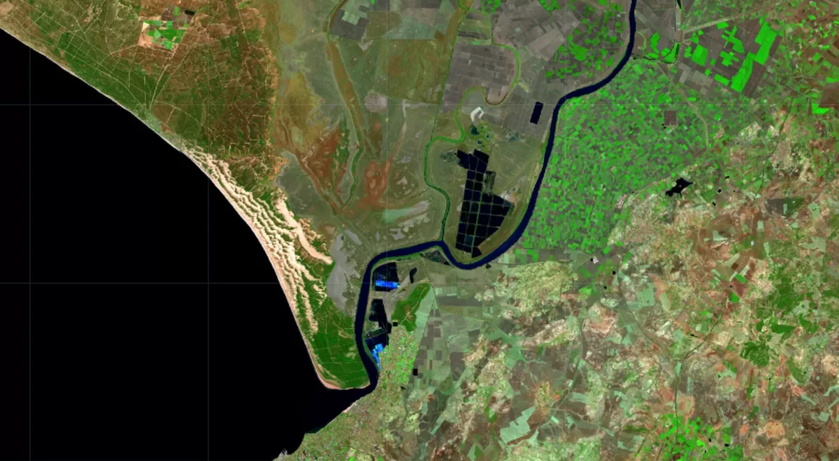 Imagen de satélite que muestra la falta de agua en las lagunas de Doñana. Sentinel 2, Author provided