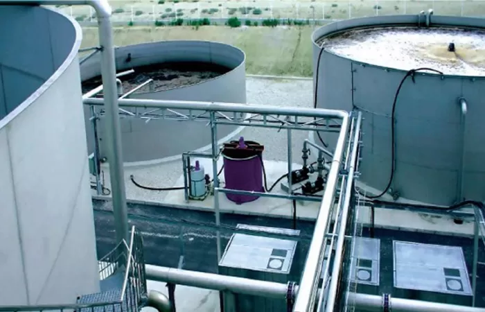 Sale a licitación el contrato del servicio de control de vertidos en industrias de la Región de Murcia