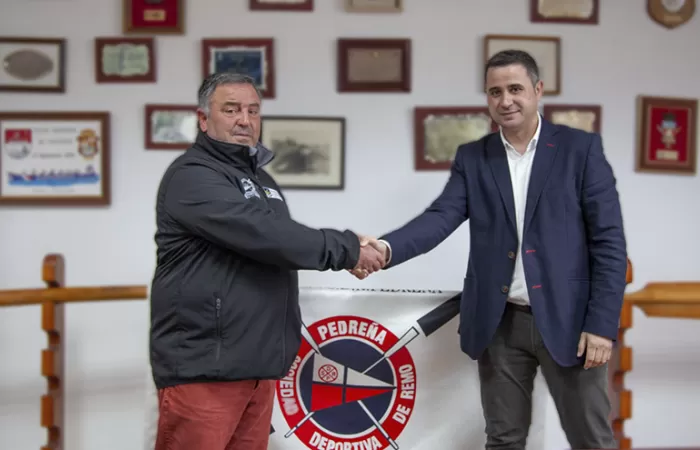 Inimawater patrocina a la Sociedad de Remo Pedreña como apuesta por el deporte de tradición en Cantabria