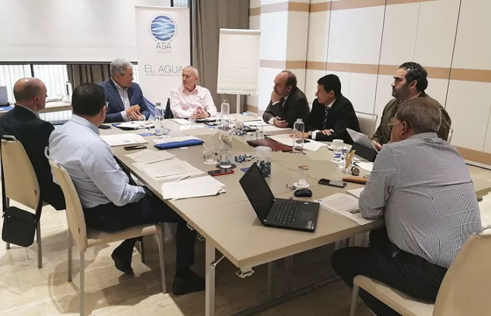 Empresas del sector presentan sus propuestas al Pacto Andaluz del Agua
