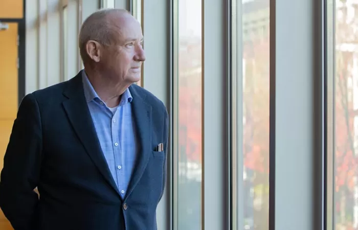 Yvo de Boer: «Hay que poner precio a la contaminación»