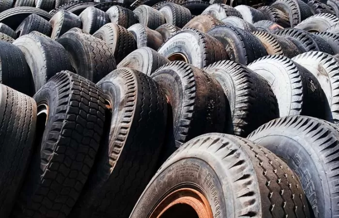 Combustible a partir de los neumáticos fuera de uso mediante pirólisis catalítica