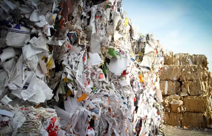 China plantea la prohibición total de la importación de residuos sólidos
