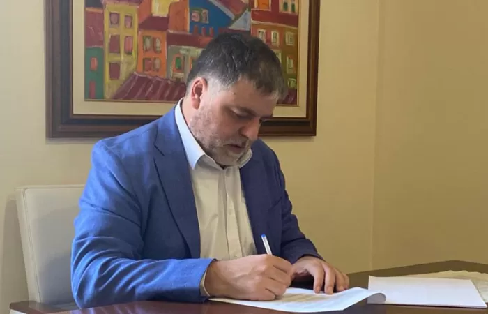 El Consorcio Crea y la Generalitat Valenciana formalizan un convenio para mejoras en la gestión de residuos