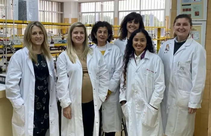 Materiales plásticos naturales a partir del desperdicio alimentario