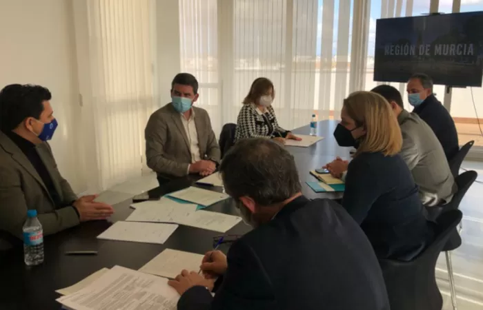 Murcia invierte 1,7 millones en rehabilitar parte de la red de saneamiento en el entorno del Mar Menor
