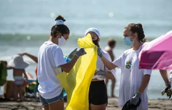 El Proyecto LIBERA recoge datos sobre la basuraleza de 115 puntos de la costa española