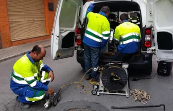 Un sistema con videocámara inspecciona la red de alcantarillado de Novelda en Alicante