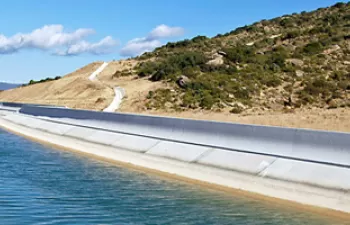 Suez Environnement se adjudica a través de Agbar el desarrollo y explotación de la red de riego del Canal de Navarra