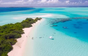 Maldivas se une a la campaña Mares Limpios para luchar contra el plástico en los océanos