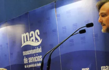 José Fiscal sigue apostando por la gestión pública del agua y los residuos en Andalucía
