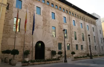 Las Cortes Valencianas apoyan el Sistema de Depósito, Devolución y Retorno de Envases