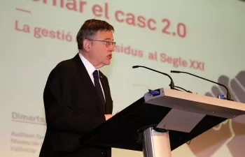 Ximo Puig aboga por el diálogo para establecer un nuevo modelo de gestión de residuos basado en la sostenibilidad