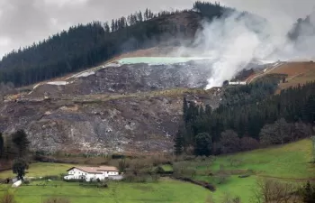 El Gobierno Vasco contrata una auditoria externa de la autorización ambiental del vertedero de Zaldibar