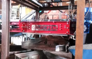 Grupo FEM separa los metales de 25.000 toneladas de neumáticos en Recuperaciones Emro