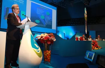 \"Hay que adoptar ya medidas ante el cambio climático, el tiempo apremia\"