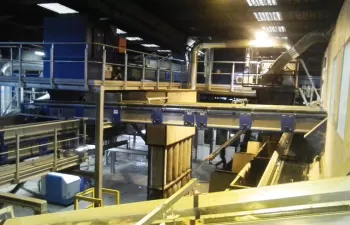 Inaugurada la remodelación de la planta de selección de envases de Vilafranca del Penedès