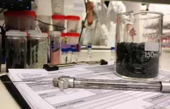 Una tesis doctoral del LEQUIA determina los mecanismos implicados en la adsorción de los siloxanos del biogás