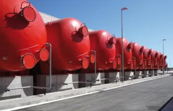 El temporal marino daña la captación de agua de mar de la desalinizadora del Llobregat