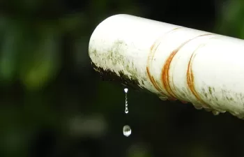 Un plan para acabar con las pérdidas masivas de agua de consumo en 12 municipios de Tenerife