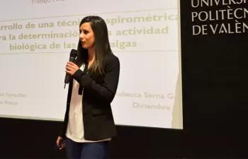 "Queremos diseñar una técnica para generar energía de las algas, y de este modo cerrar un ciclo"