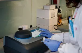 Promedio crea un nuevo servicio de análisis de aguas residuales a través de su laboratorio