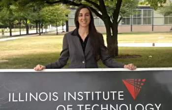 Marina Arnaldos y Adrian Campos de ACCIONA Agua, miembros de la rama española de la YWP