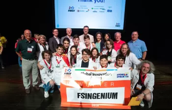 El equipo español FSIngenium gana el GIA de FIRST LEGO League en California gracias a HYDROBALL