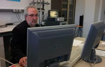 La UVa emplea química y electricidad para mejorar la depuración de metales pesados en el agua