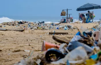 Turismo en pandemia: urgen refuerzos contra la contaminación por plásticos