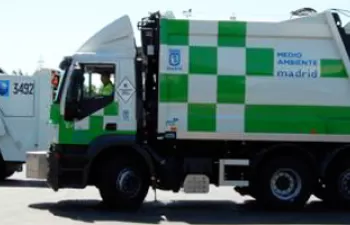 Madrid aprueba el nuevo contrato de recogida de residuos en catorce distritos de la periferia por 83,3 millones de euros
