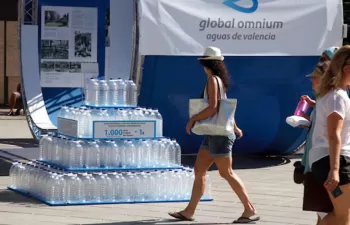 El Ayuntamiento de Almàssera abandona el uso de plásticos