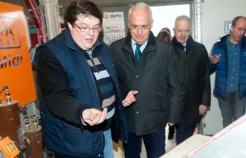 El presidente de La Rioja inaugura una nueva planta de producción de pellets en Ortigosa de Cameros