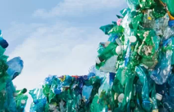 PlasticsEurope expone en Equiplast los beneficios medioambientales de los materiales plásticos