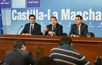 Castilla-La Mancha aprobará una iniciativa legislativa instando a priorizar el uso de las desalinizadoras