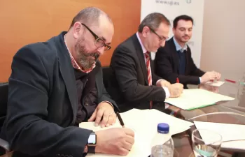 Reciplasa firma un convenio con la UJI para crear la nueva Cátedra de Gestión de Residuos Urbanos