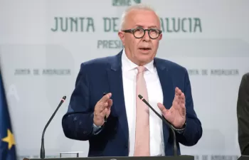 El Gobierno andaluz destinará 30 millones de euros a la mejora energética de sus edificios e instalaciones