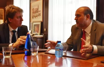 Castilla-La Mancha apuesta por la biomasa para suministrar calor y agua caliente a los edificios públicos