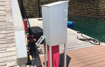 Getaria y EKP instalan sensores de medición de la calidad del agua del puerto