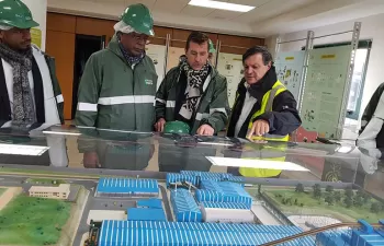 Una delegación de las Islas Comores conoce en profundidad el modelo Sogama