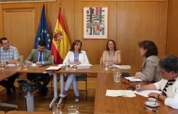 Liana Ardiles se reúne con la directora de Medio Ambiente de Navarra para debatir sobre el Pacto Nacional del Agua