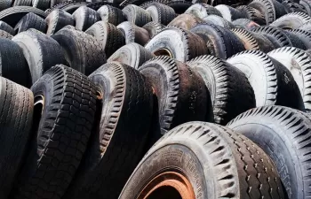 Combustible a partir de los neumáticos fuera de uso mediante pirólisis catalítica